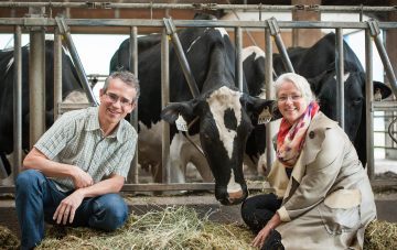 Professors Marina von Keyserlingk and Daniel Weary join Journal of Dairy Science Club 100